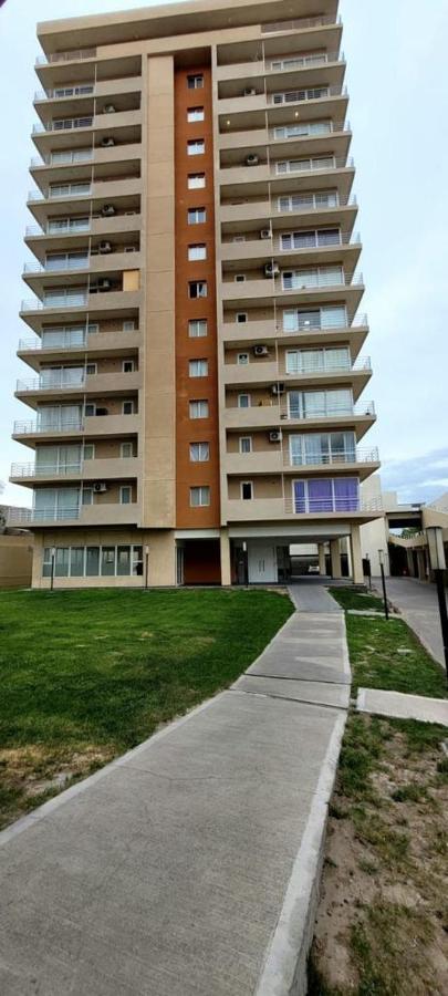 Jardines De Esmeralda Cipolletti Apartment Bagian luar foto